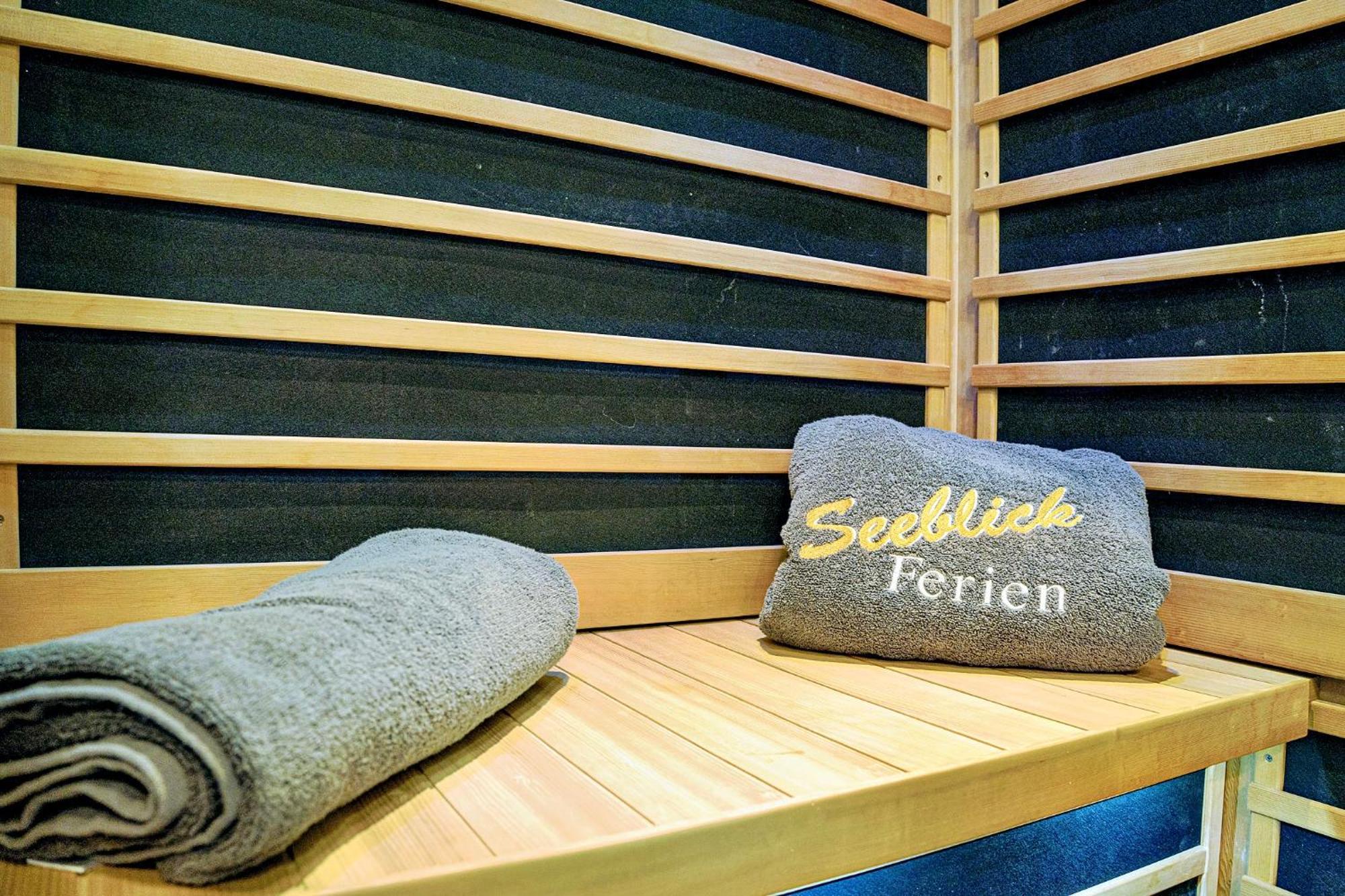 Ferienhaus Lieblingsplatz By Seeblick Ferien Oro, Direkte Wasserlage,Sauna,Kamin Olpenitz Kültér fotó